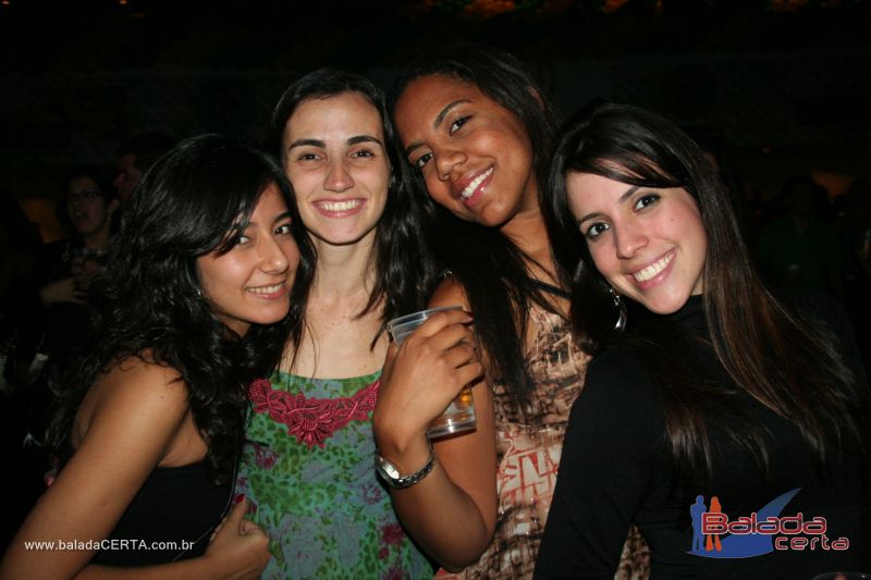 Balada: Niver do Chiquita Bacana na AABB - DF