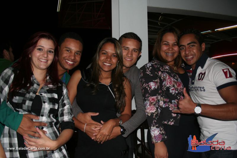 Balada: Fotos de Sexta na Plataforma do Choop na Cidade do Automovel - DF