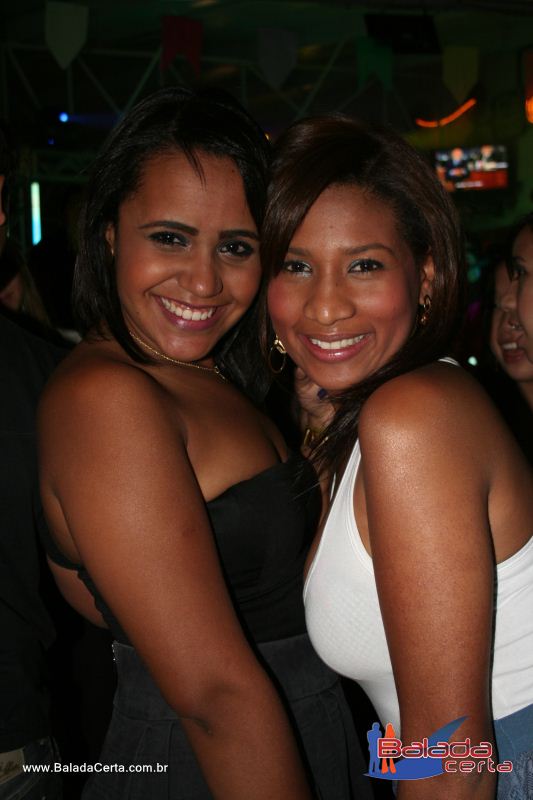 Balada: Fotos de Sexta na Plataforma do Choop na Cidade do Automovel - DF