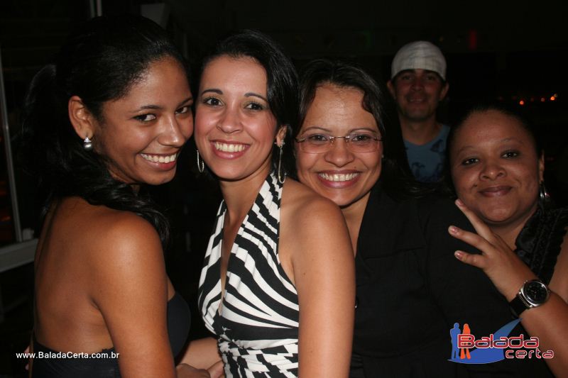 Balada: Fotos de Sexta na Plataforma do Choop na Cidade do Automovel - DF