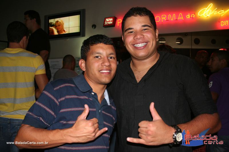 Balada: Fotos de Sexta na Plataforma do Choop na Cidade do Automovel - DF