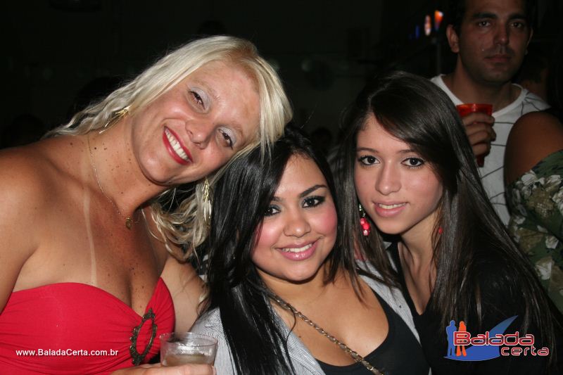 Balada: Fotos de Sexta na Plataforma do Choop na Cidade do Automovel - DF