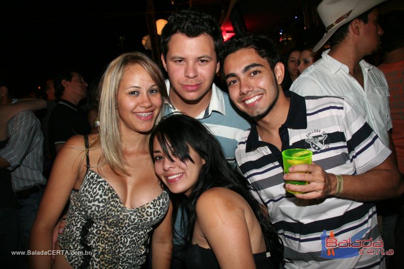Balada: Camarote YesTV neste sabado na Granja 2010 com Washington do Fluminense