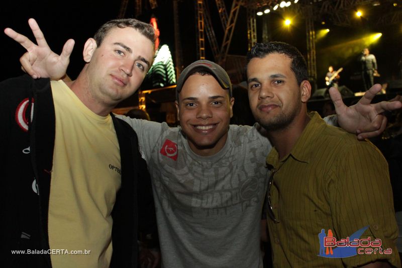 Balada: Granja 2011 - Reginho e Leo Magalhaes