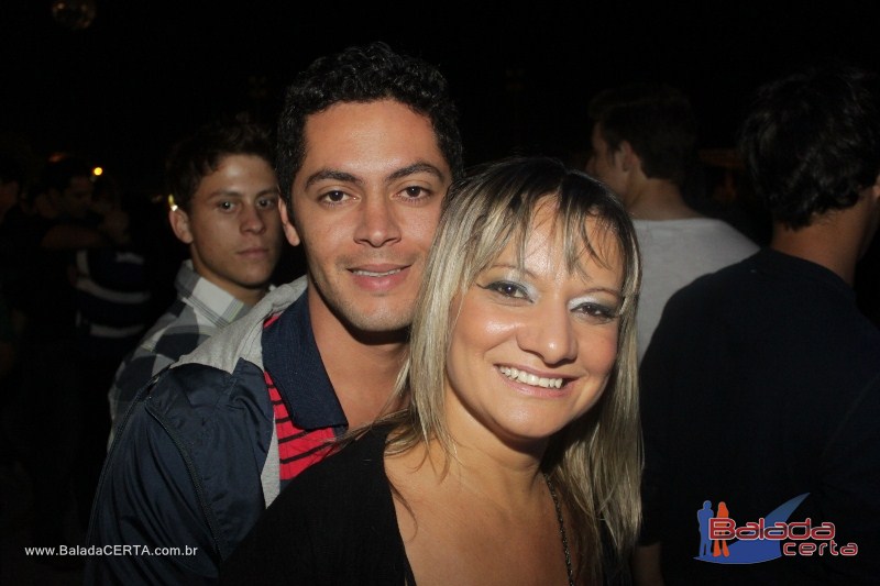 Balada: Granja 2011 - Alexandre Peixe e Gusttavo Lima