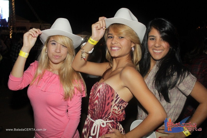 Balada: Granja 2011 - Alexandre Peixe e Gusttavo Lima
