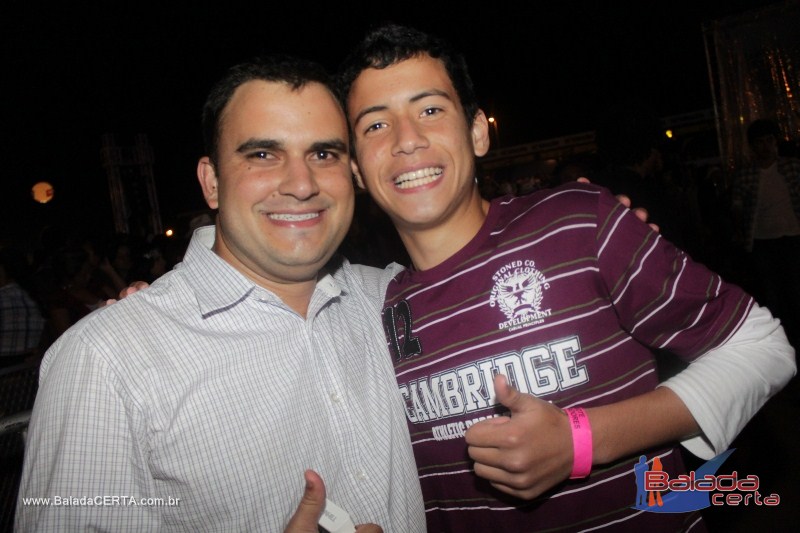 Balada: Granja 2011 - Alexandre Peixe e Gusttavo Lima