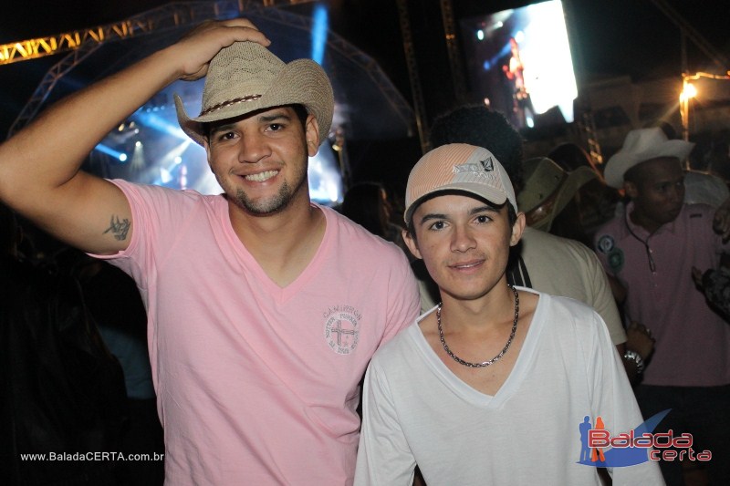 Balada: Granja 2011 - Alexandre Peixe e Gusttavo Lima