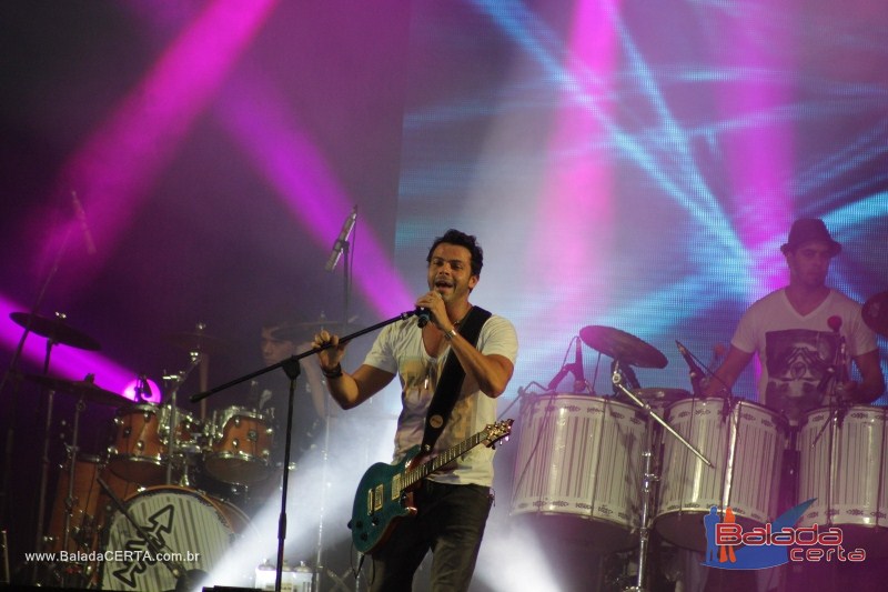 Balada: Granja 2011 - Alexandre Peixe e Gusttavo Lima