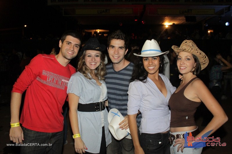 Balada: Granja 2011 - Alexandre Peixe e Gusttavo Lima