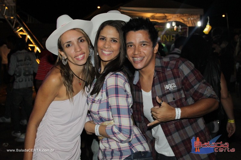 Balada: Granja 2011 - Alexandre Peixe e Gusttavo Lima