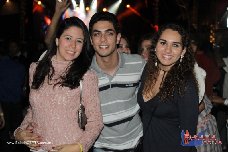 Balada: Granja 2011 - Alexandre Peixe e Gusttavo Lima