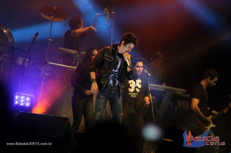 Balada: Granja 2011 - Alexandre Peixe e Gusttavo Lima