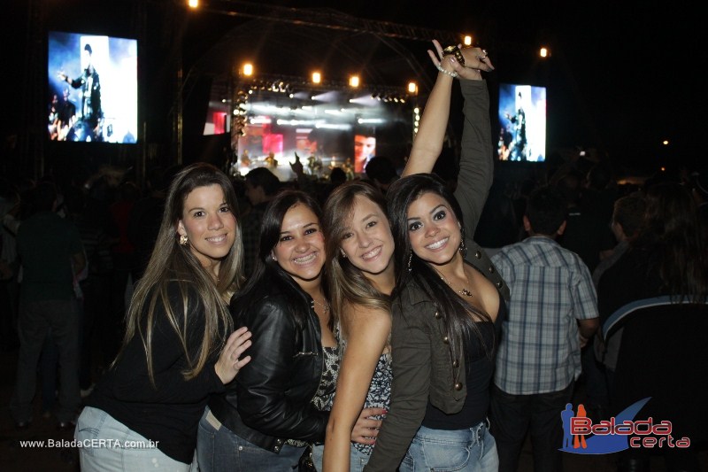 Balada: Granja 2011 - Alexandre Peixe e Gusttavo Lima