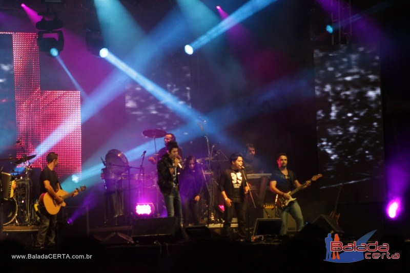 Balada: Granja 2011 - Alexandre Peixe e Gusttavo Lima