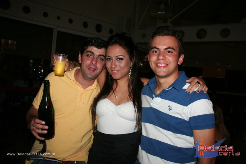 Balada: Fotos de sexta na Plataforma do Chopp na Cidade do Automvel - DF