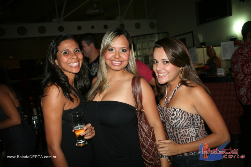 Balada: Fotos de sexta na Plataforma do Chopp na Cidade do Automvel - DF