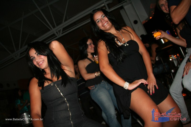 Balada: Fotos de sexta na Plataforma do Chopp na Cidade do Automvel - DF