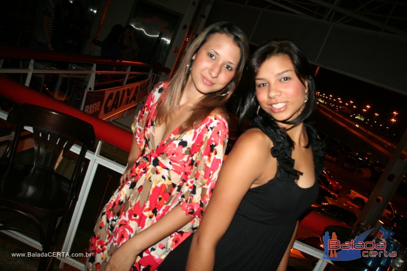 Balada: Fotos de sexta na Plataforma do Chopp na Cidade do Autom�vel - DF