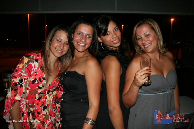 Balada: Fotos de sexta na Plataforma do Chopp na Cidade do Autom�vel - DF