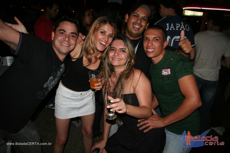 Balada: Fotos de sexta na Plataforma do Chopp na Cidade do Autom�vel - DF
