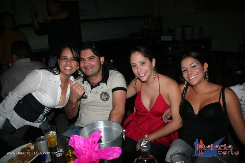 Balada: Fotos de sexta na Plataforma do Chopp na Cidade do Automvel - DF