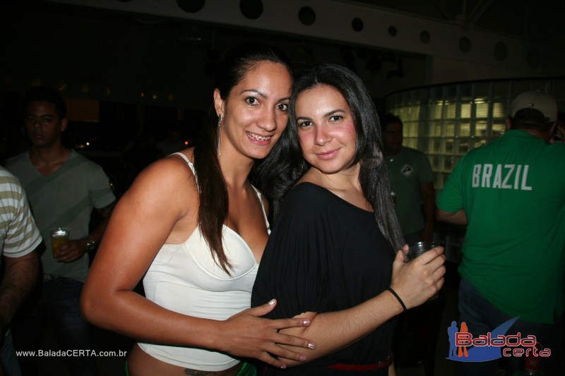 Balada: Fotos de sexta na Plataforma do Chopp na Cidade do Automvel - DF