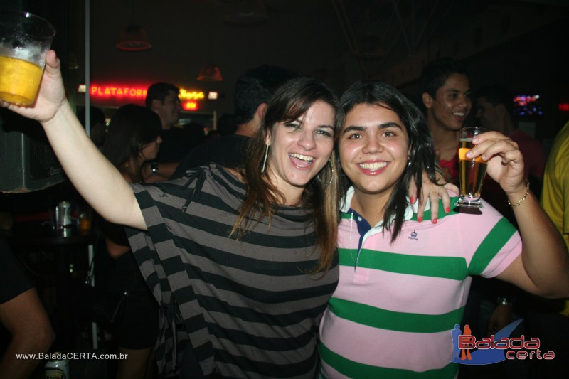 Balada: Fotos de sexta na Plataforma do Chopp na Cidade do Automvel - DF