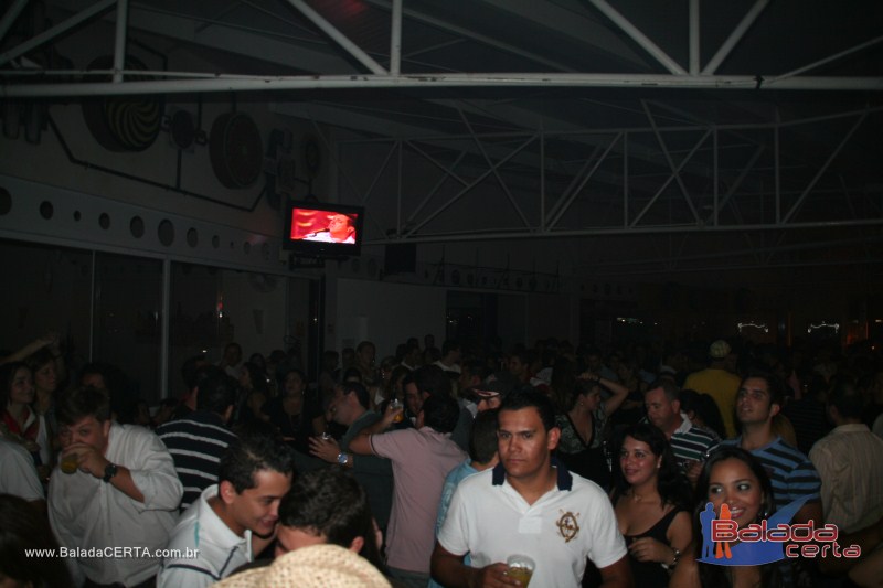 Balada: Fotos de sexta na Plataforma do Chopp na Cidade do Automvel - DF