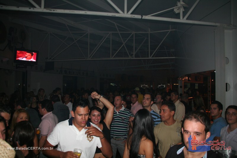 Balada: Fotos de sexta na Plataforma do Chopp na Cidade do Automvel - DF