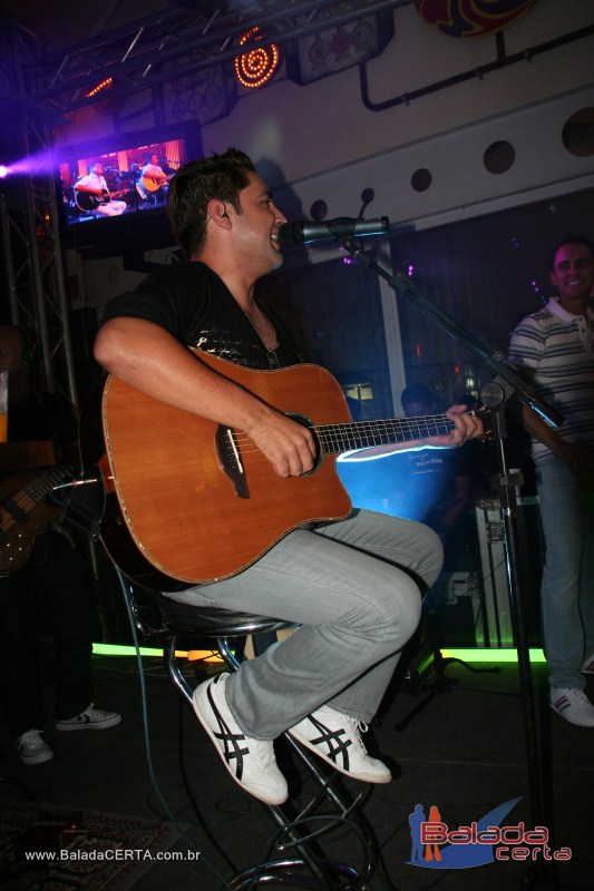Balada: Fotos de sexta na Plataforma do Chopp na Cidade do Automvel - DF