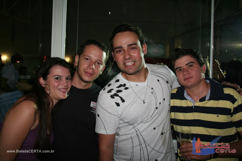 Balada: Fotos de sexta na Plataforma do Chopp na Cidade do Autom�vel - DF