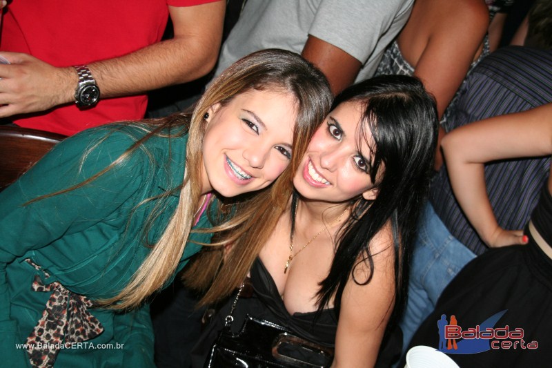 Balada: Fotos de sexta na Plataforma do Chopp na Cidade do Autom�vel - DF