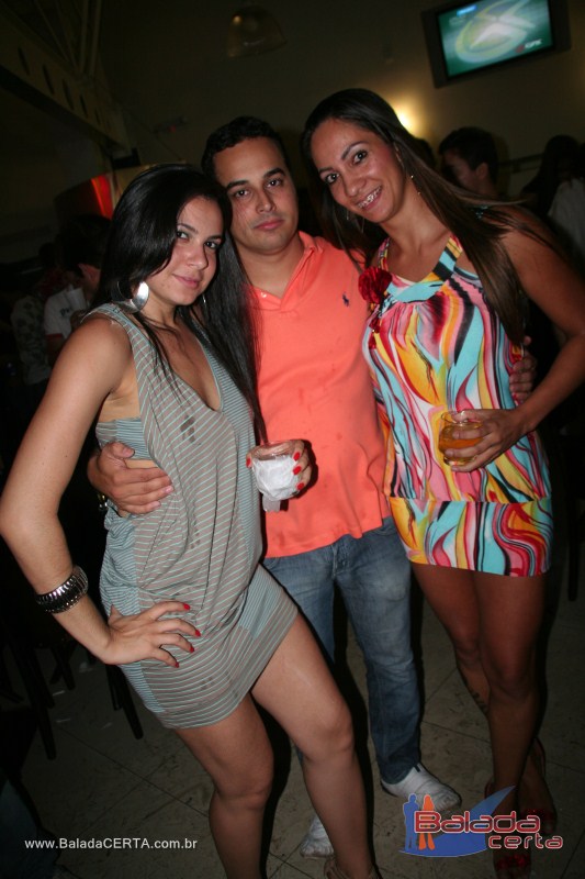 Balada: Fotos de sexta na Plataforma do Chopp na Cidade do Autom�vel - DF