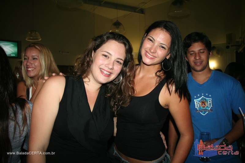 Balada: Fotos de sexta na Plataforma do Chopp na Cidade do Autom�vel - DF