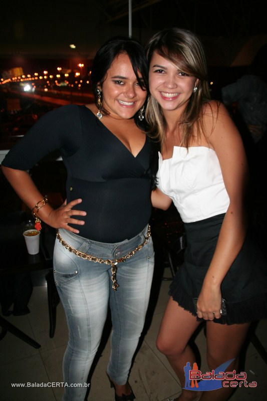Balada: Fotos de sexta na Plataforma do Chopp na Cidade do Autom�vel - DF