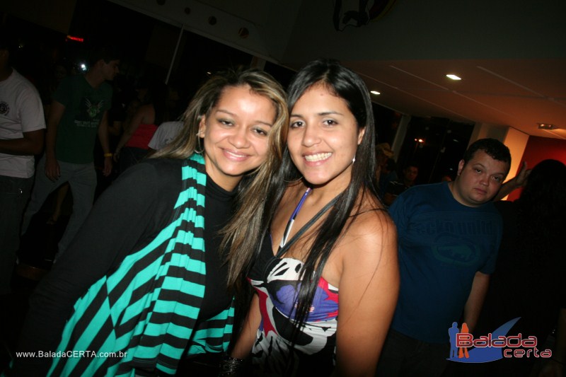 Balada: Fotos de sexta na Plataforma do Chopp na Cidade do Autom�vel - DF