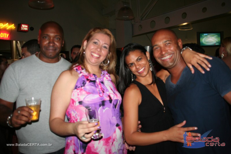 Balada: Fotos de sexta na Plataforma do Chopp na Cidade do Autom�vel - DF