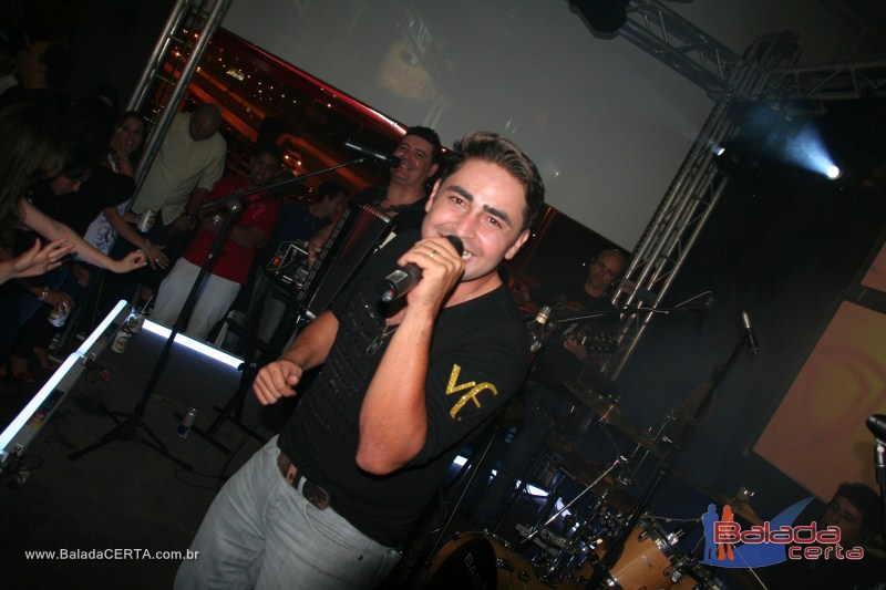 Balada: Fotos de sexta na Plataforma do Chopp na Cidade do Autom�vel - DF