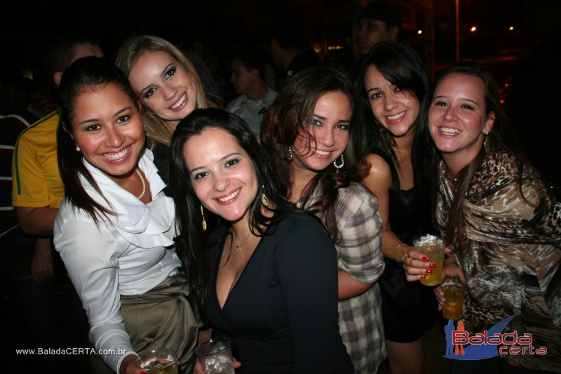 Balada: Fotos de sexta na Plataforma do Chopp na Cidade do Automvel - DF 