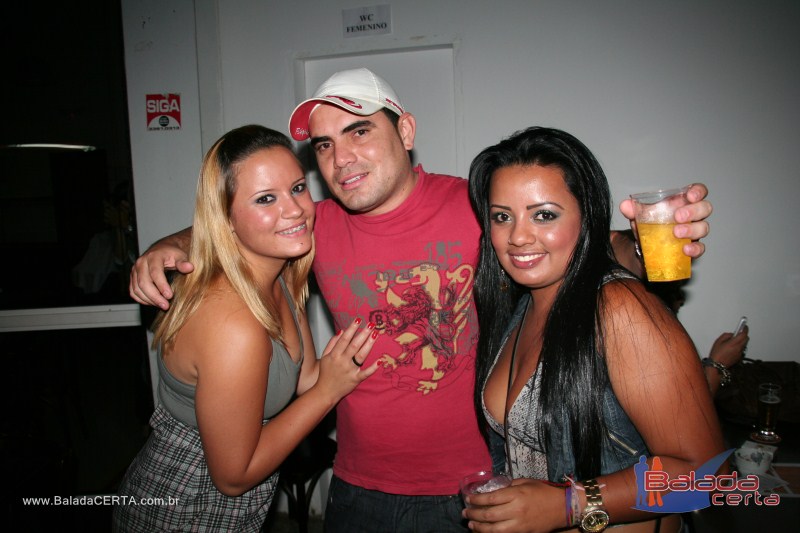 Balada: Fotos de sexta na Plataforma do Chopp na Cidade do Autom�vel - DF 