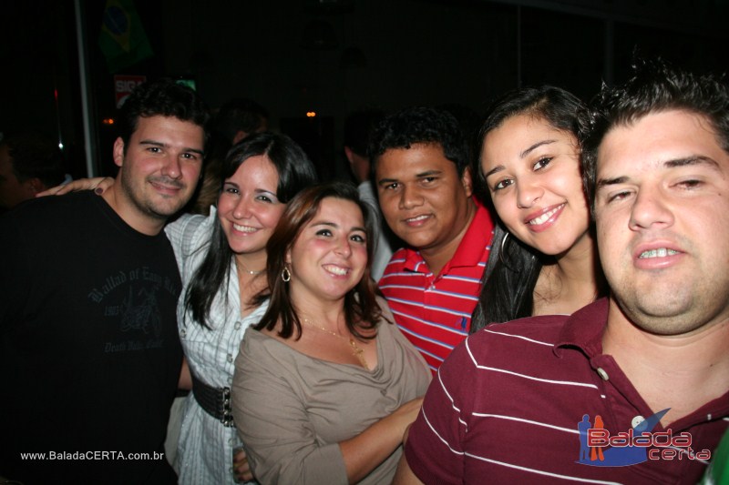 Balada: Fotos de sexta na Plataforma do Chopp na Cidade do Autom�vel - DF 