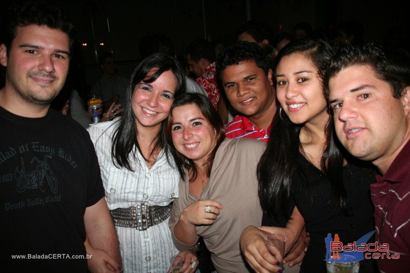 Balada: Fotos de sexta na Plataforma do Chopp na Cidade do Autom�vel - DF