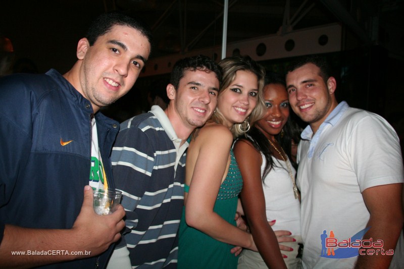 Balada: Fotos de sexta na Plataforma do Chopp em Cidade do Automvel - DF