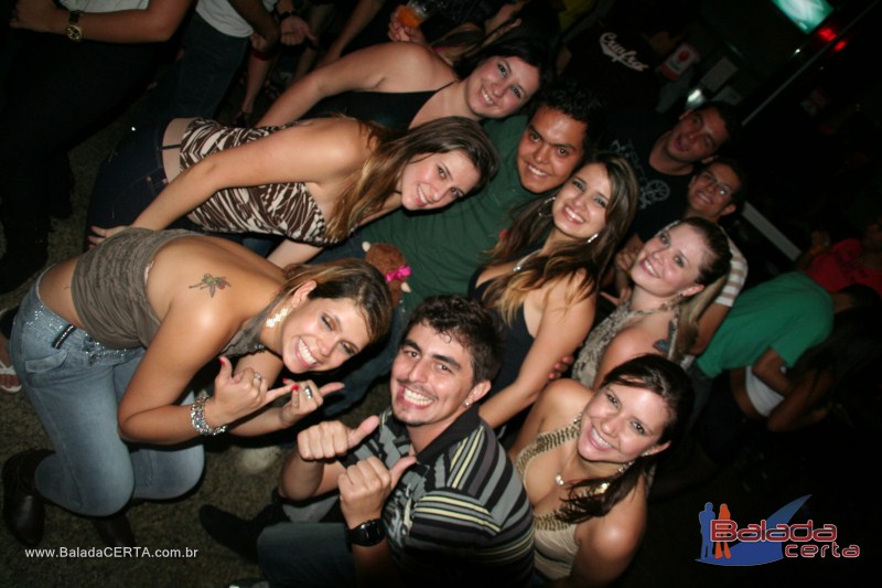 Balada: Fotos de sexta na Plataforma do Chopp em Cidade do Automvel - DF