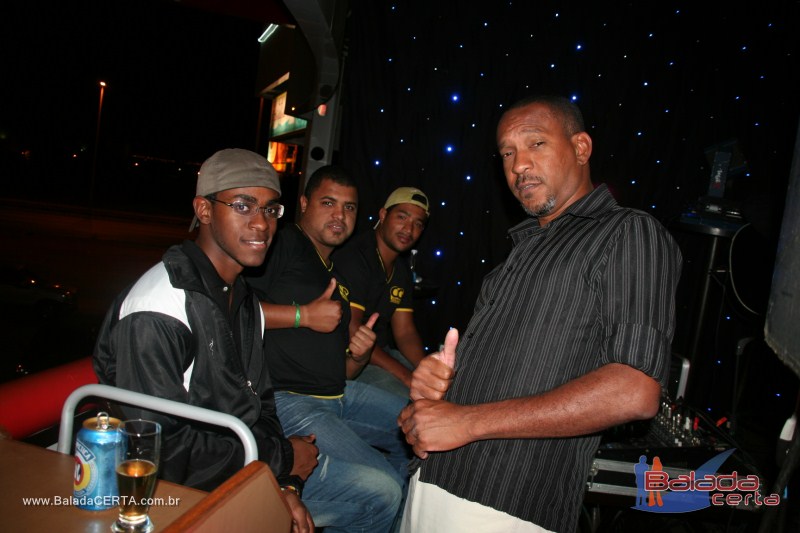 Balada: Fotos de sexta na Plataforma do Chopp em Cidade do Automvel - DF