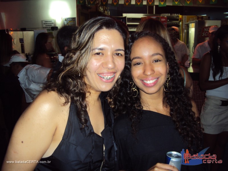 Balada: Fotos de sexta na Plataforma do Chopp em Cidade do Automvel - DF