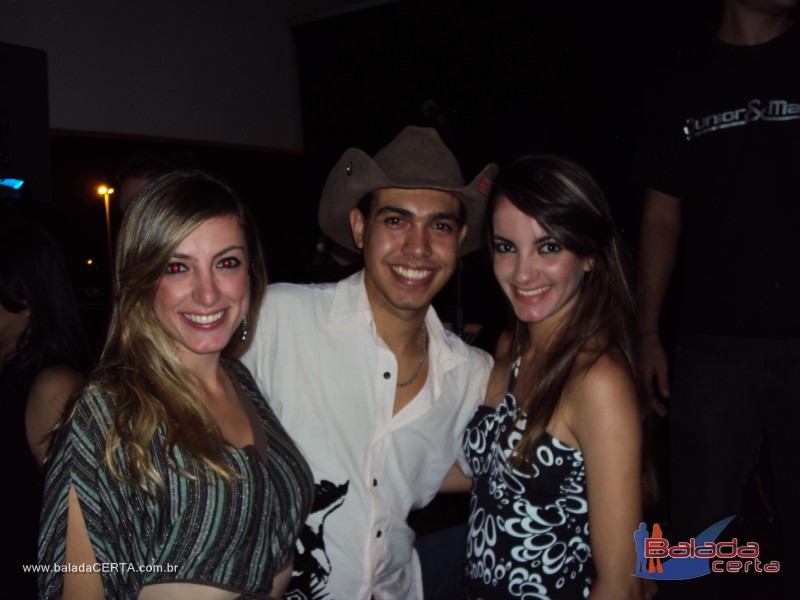 Balada: Fotos de sexta na Plataforma do Chopp em Cidade do Automvel - DF