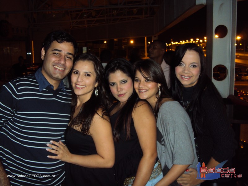 Balada: Fotos de Sexta na Plataforma do Choop na Cidade do Automovel - DF