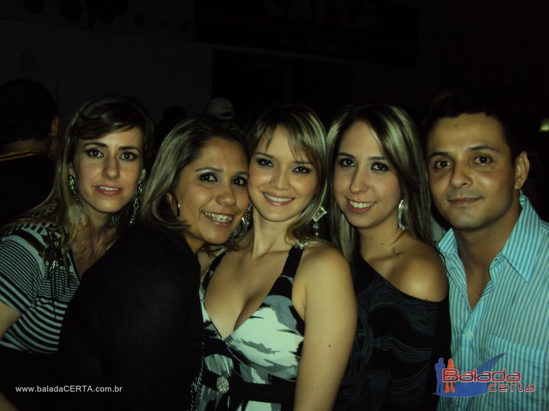 Balada: Fotos de Sexta na Plataforma do Choop na Cidade do Automovel - DF